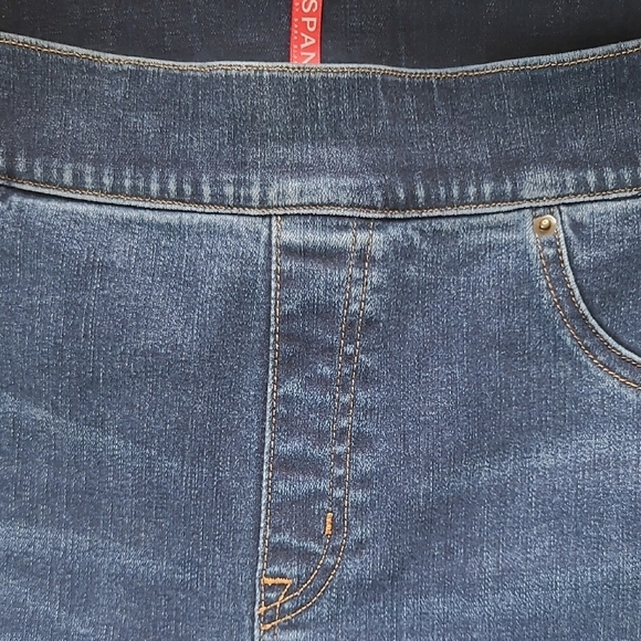Spanx Two-Tone Raw Hem Cropped Flare Jeans - Size L - Picture 6 of 10